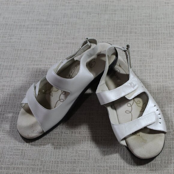 Prophet Women's Size 7.5 Pearl White Leather Flat Hook and Loop Strap Sandals - Picture 3 of 8